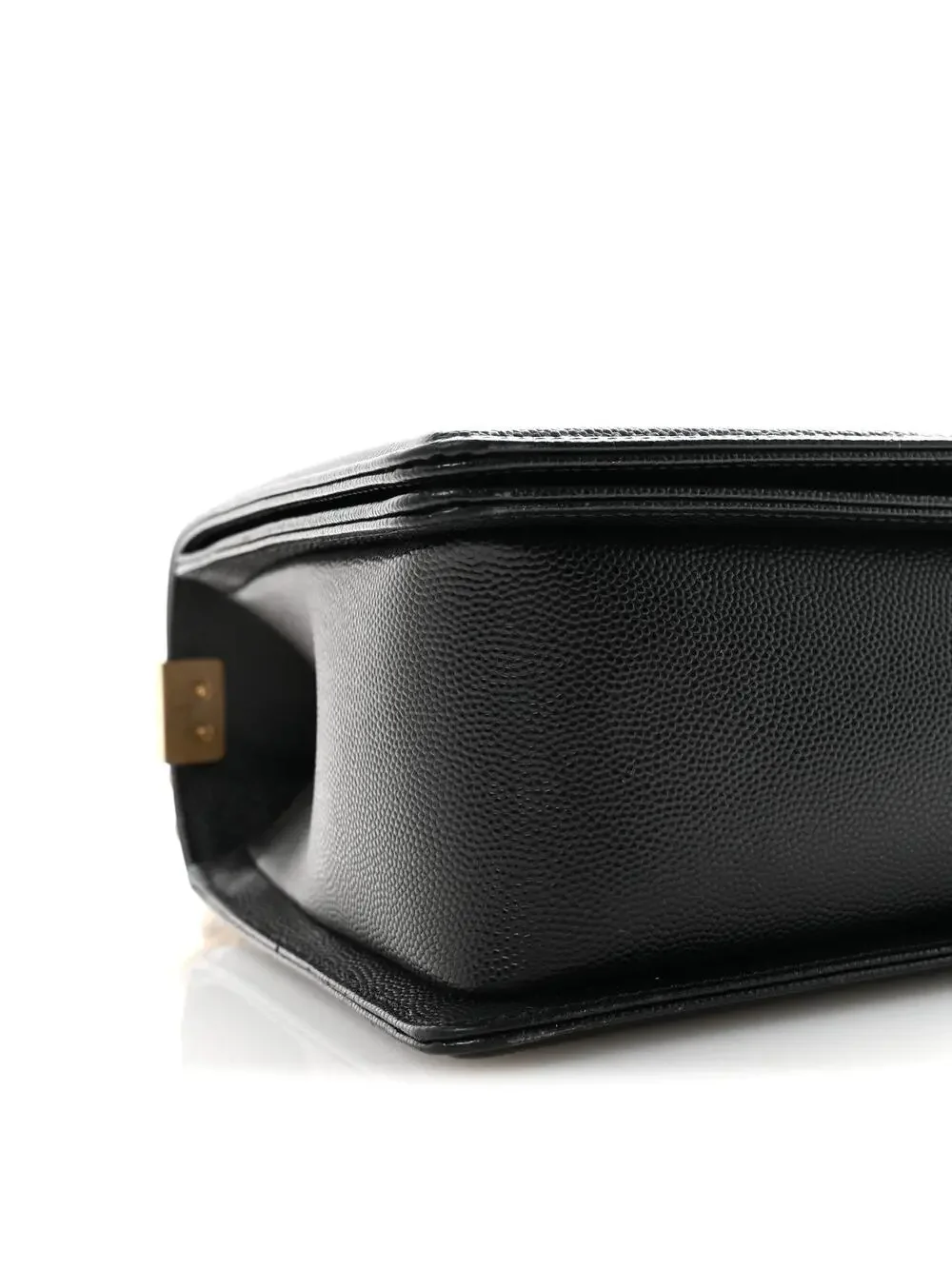 Chanel Caviar Quilted New Medium Boy #321970C45B